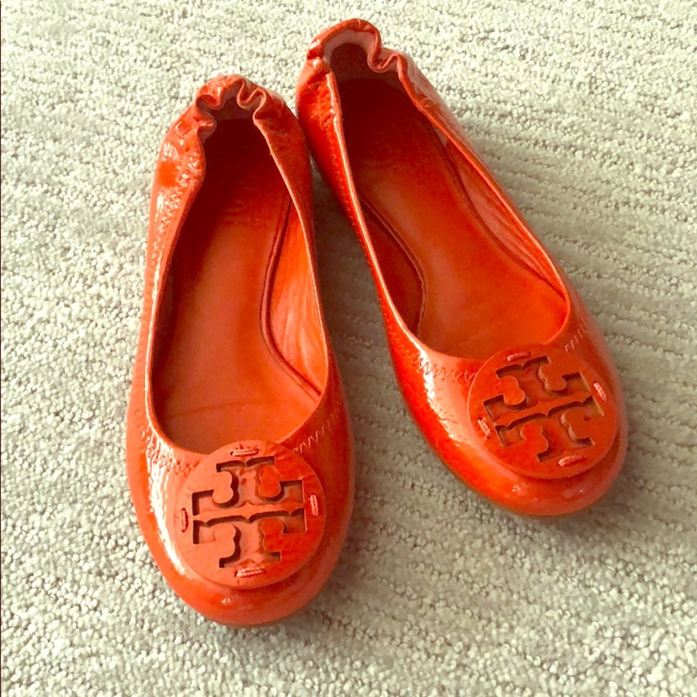 Basically brand new. Tory Burch Reva flat.